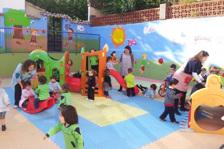 limpieza de zonas de uso infantil