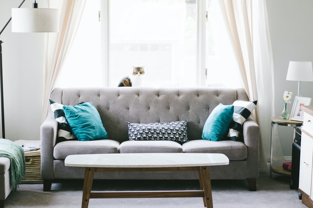 hogar-sofa-limpieza-covid-19